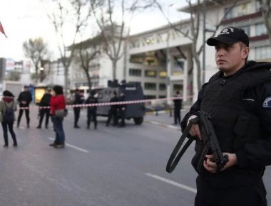 Συνεχίζονται οι συλλήψεις στην Τουρκία: Χειροπέδες σε δεκάδες συνταγματάρχες και αντισυνταγματάρχες